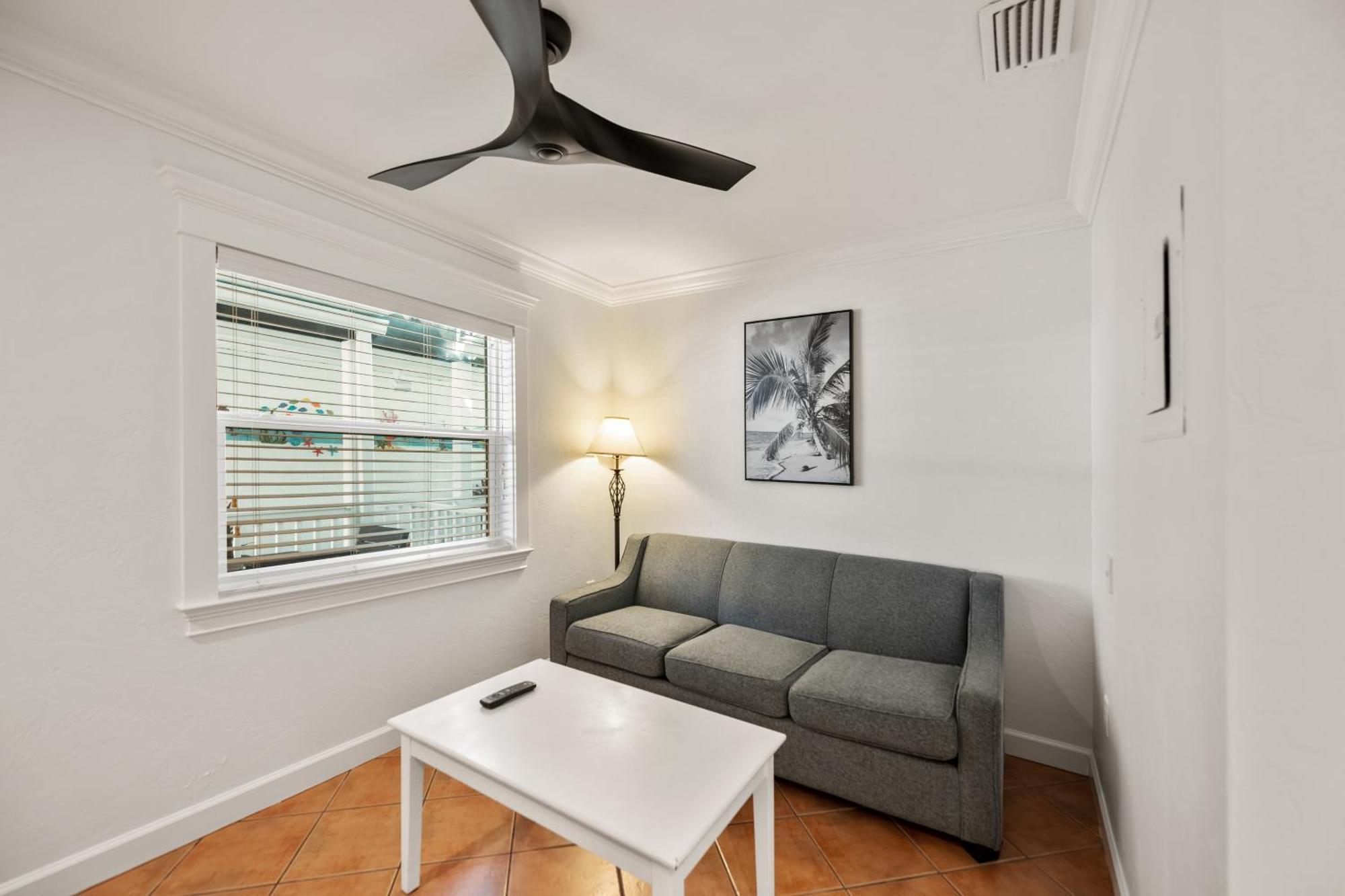 Tropic Isle At Anna Maria Island Inn Bradenton Beach Exterior foto
