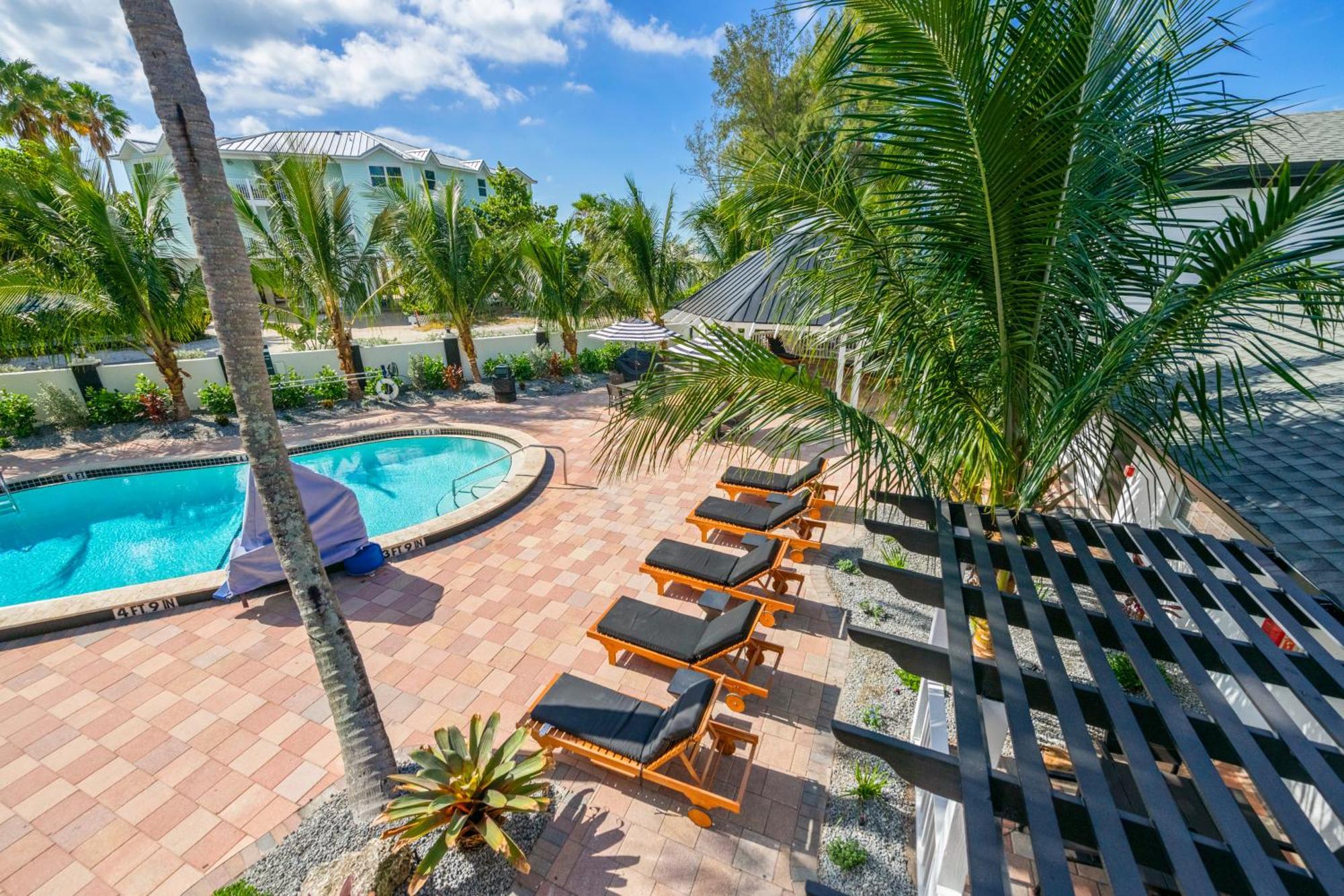 Tropic Isle At Anna Maria Island Inn Bradenton Beach Exterior foto